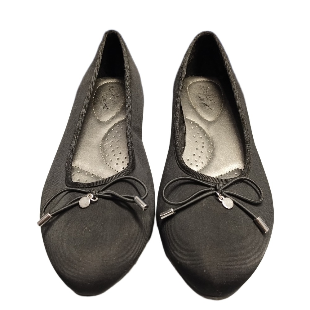 Dexflex Comfort Ballet Flats Womens 9.5 Black Upper Fabric Bow Detail Almond Toe